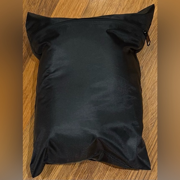 Cabeau Evolution Plus Memory Foam Travel Neck Pillow - Picture 9 of 9